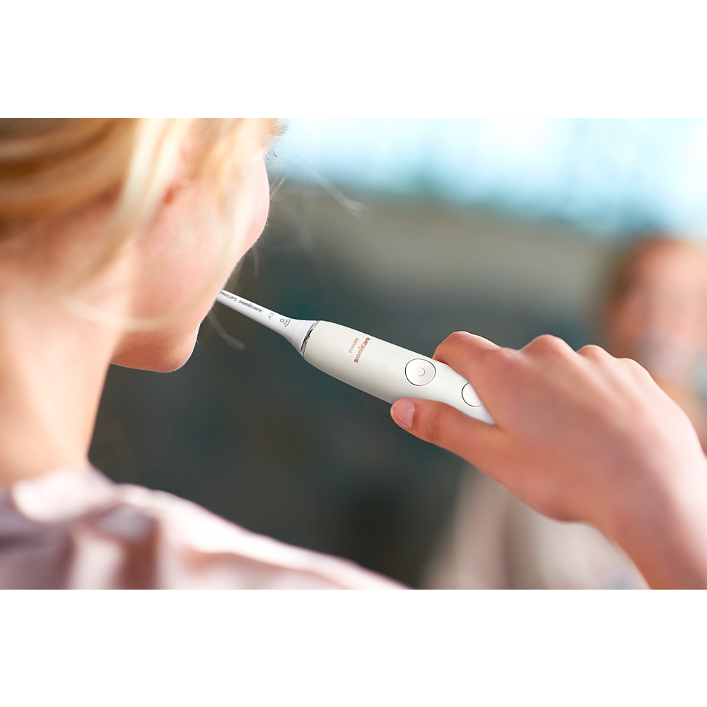 Звукова четка за зъби Philips DiamondClean 9000 HX9911/19