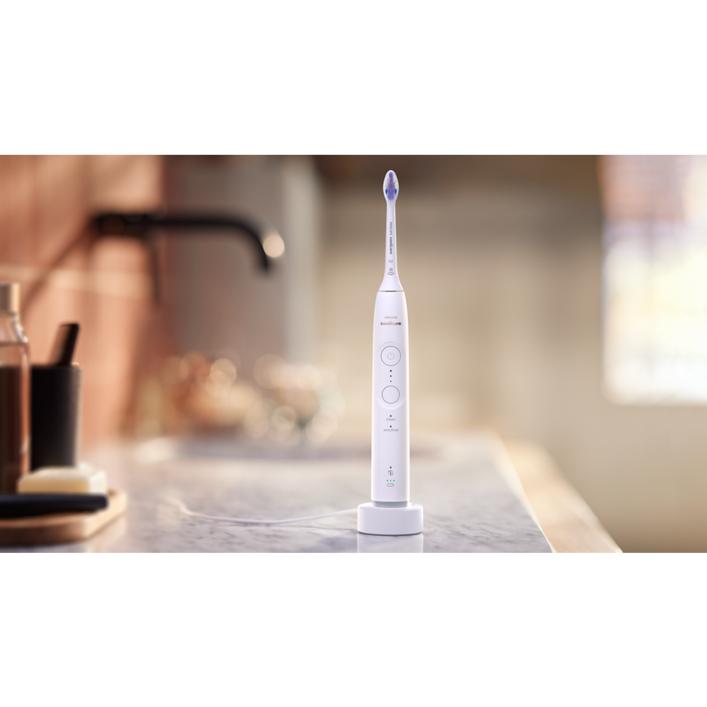 Звукова четка за зъби Philips Sonicare 6100 HX7400/02
