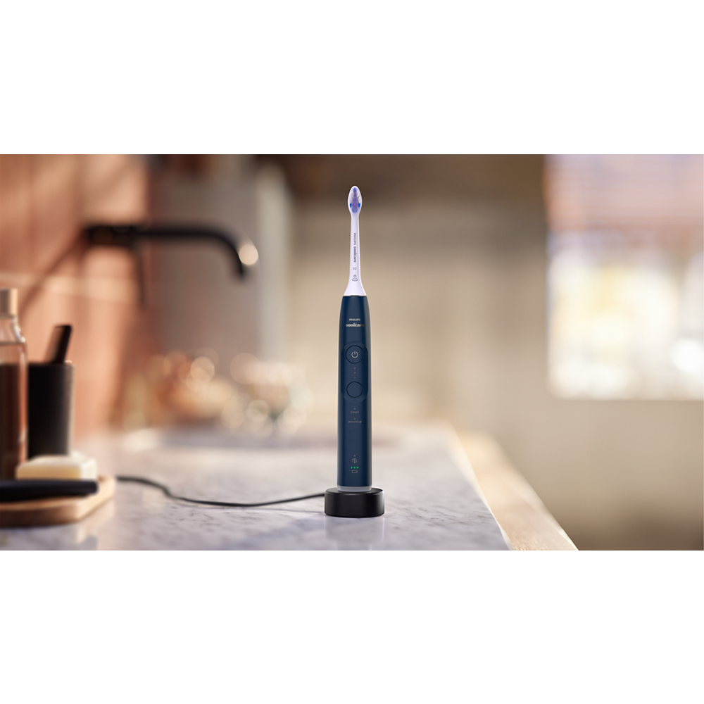 Звукова четка за зъби Philips Sonicare 6100 HX7403/01