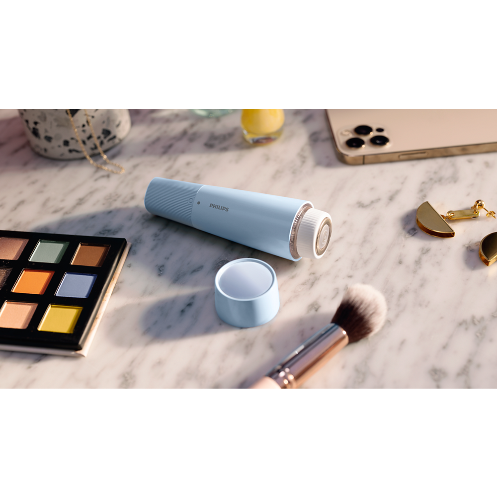 Уред за премахване на косми по лицето Philips Series 5000 BRR484/00
