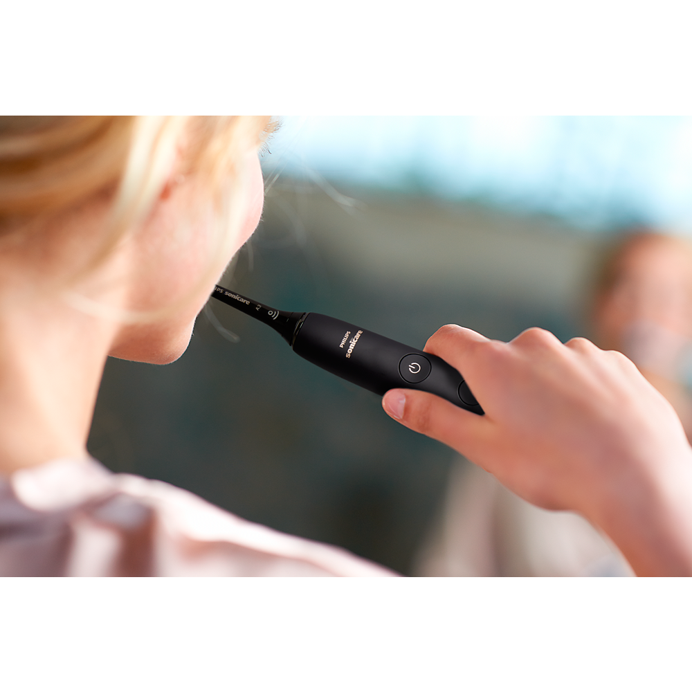 Звукова четка за зъби Philips DiamondClean 9000 HX9911/17