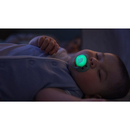 Philips Avent Pacifier Ultra Soft NightTime SCF094/01, 0-6 м., 2 броя