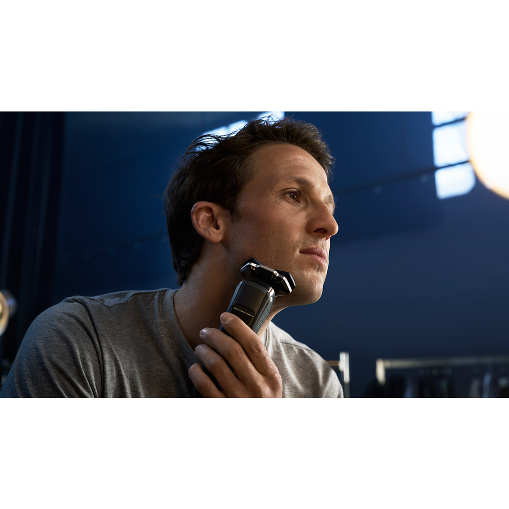 Електрическа самобръсначка Philips Series 7000 S7885/50