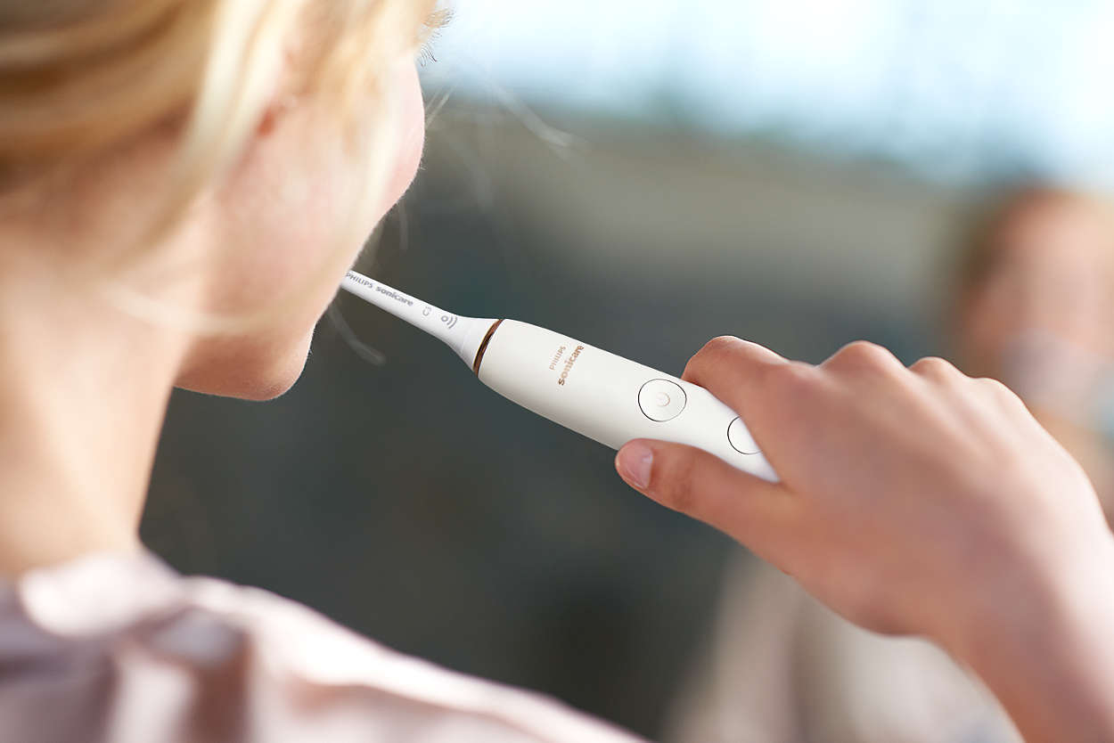 Звукова четка за зъби Philips Sonicare DiamondClean New Generation, бяла HX9911/94