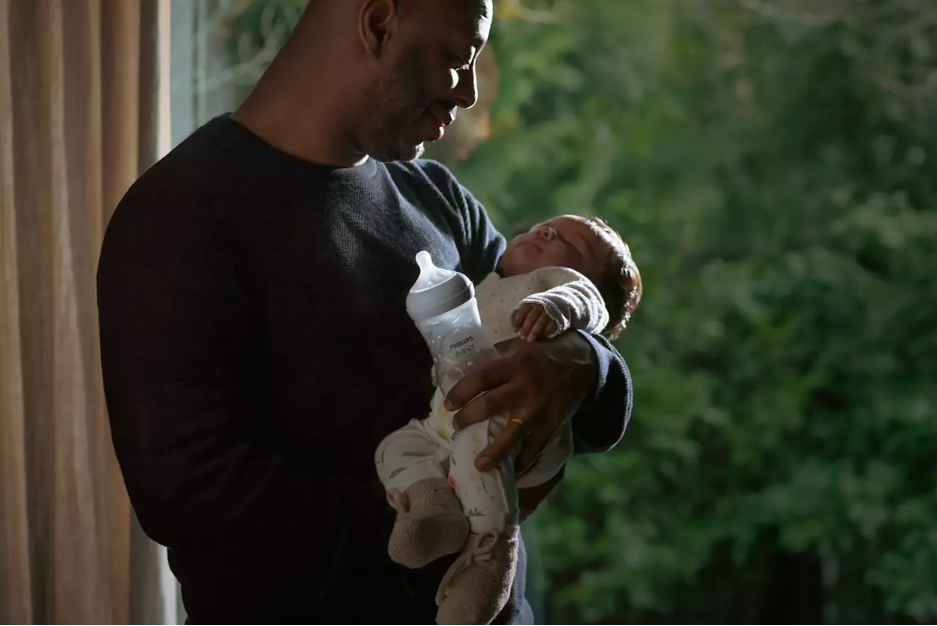 Бебешка бутилка Philips Avent Natural Response SCY903/01