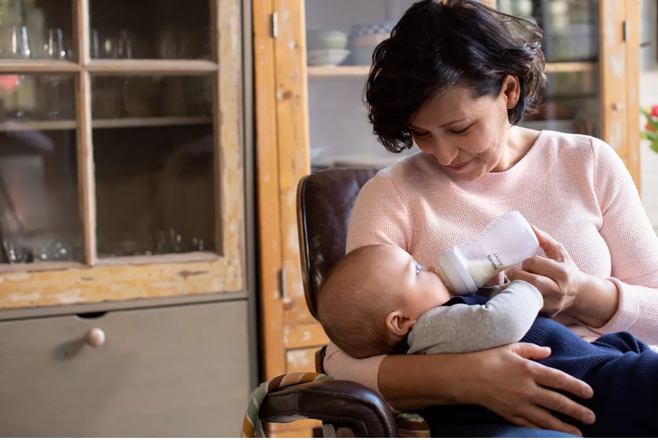 Бебешка бутилка Philips Avent Natural Response SCY903/01