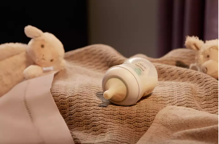 Бебешка бутилка Philips Avent Natural Response SCY670/01