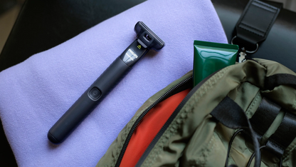 Подаръчен пакет OneBlade Philips QP1424/65