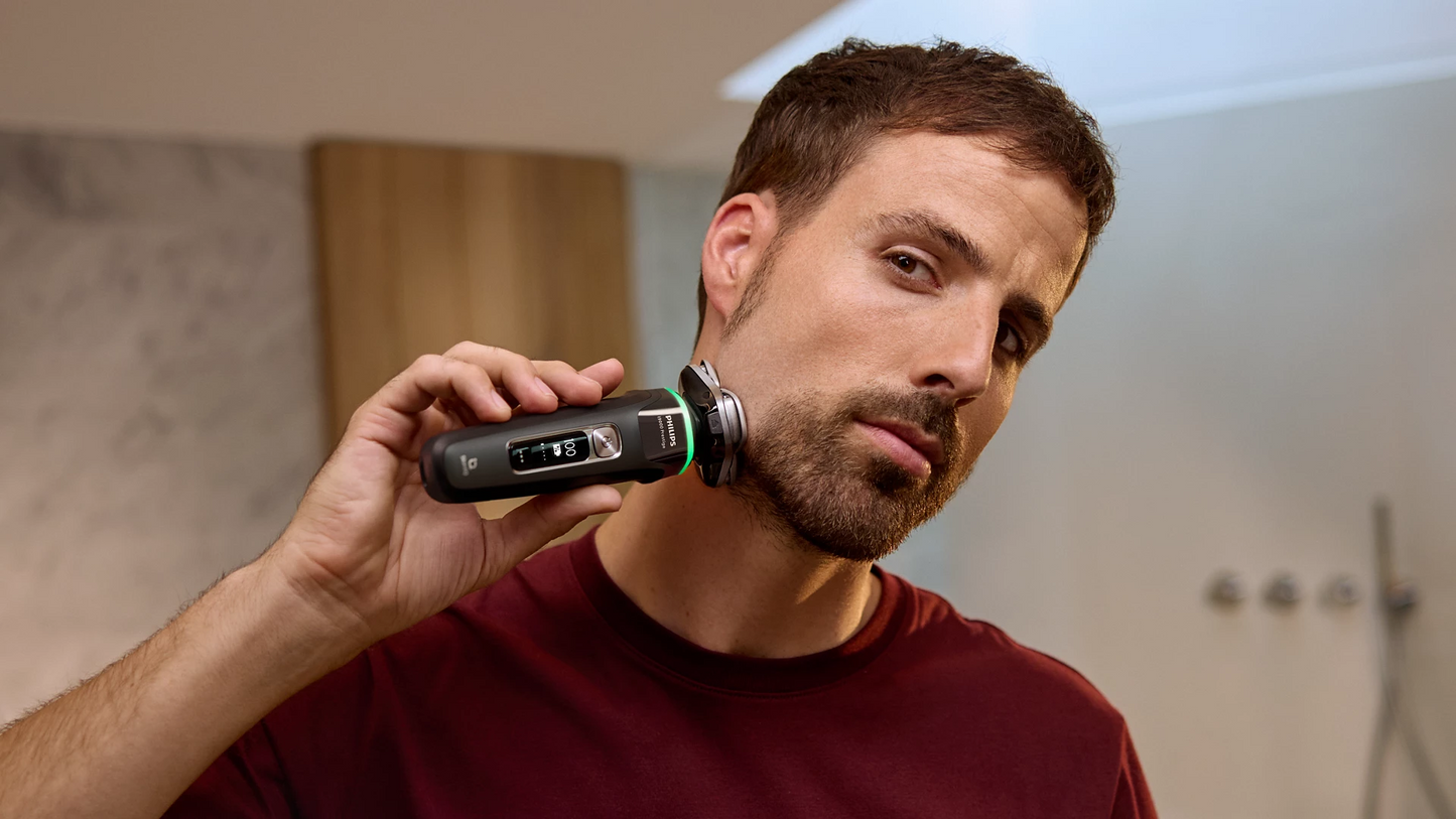 Електрическа самобръсначка за мокро и сухо бръснене Philips SkinIQ i9000 Prestige XP9200/30