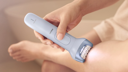 Безжичен епилатор, мокър и сух Philips 8000 BRE709/00