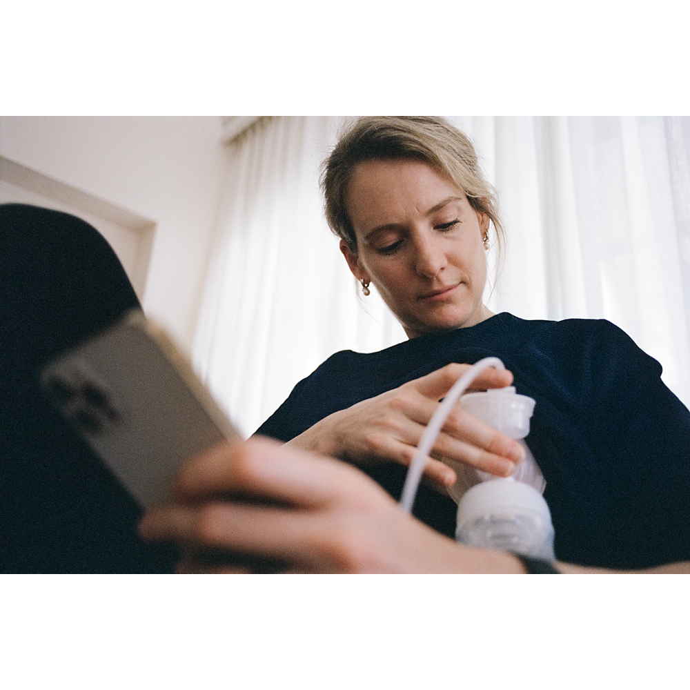 Електрическа помпа за кърма Philips Avent SCD340/31, Подаръчен комплект