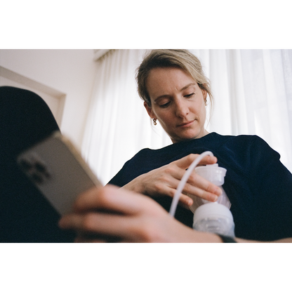 Електрическа помпа за кърма Philips Avent SCD340/31, Подаръчен комплект