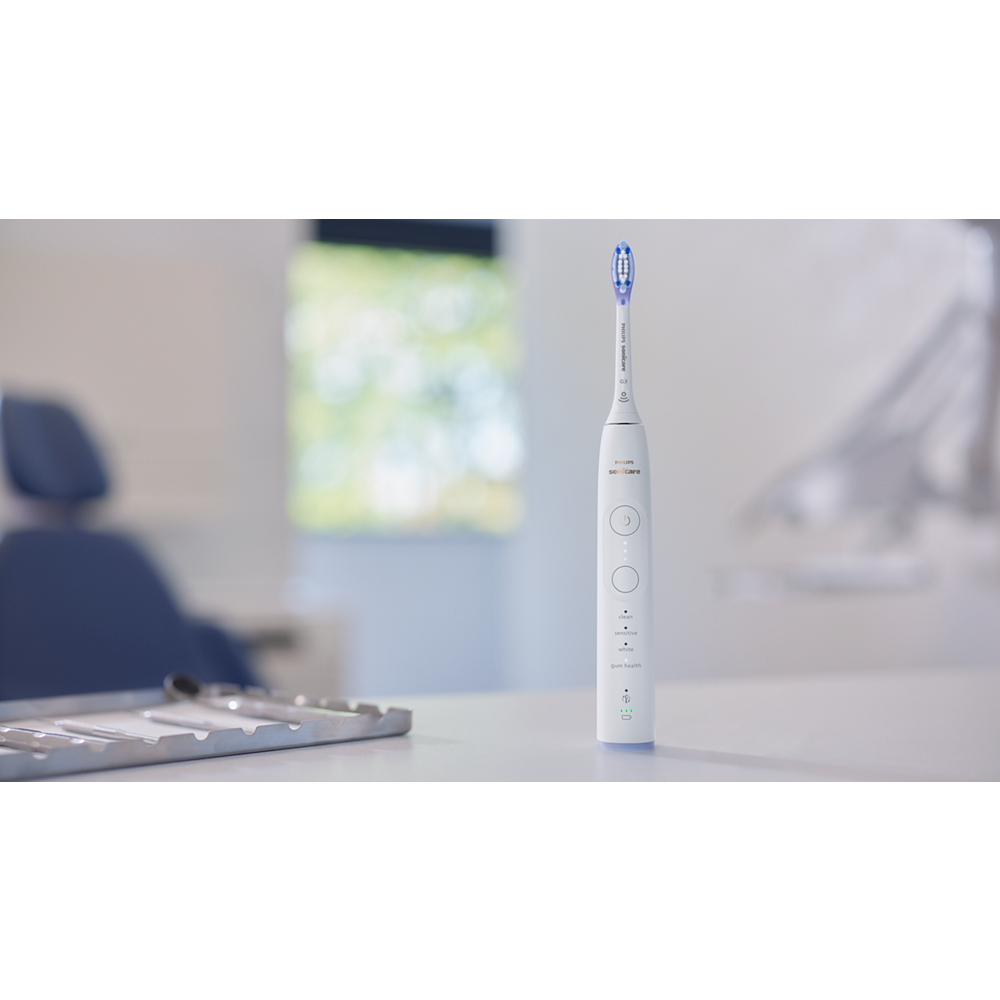 Звукова четка за зъби Philips Sonicare 7100 HX7428/01